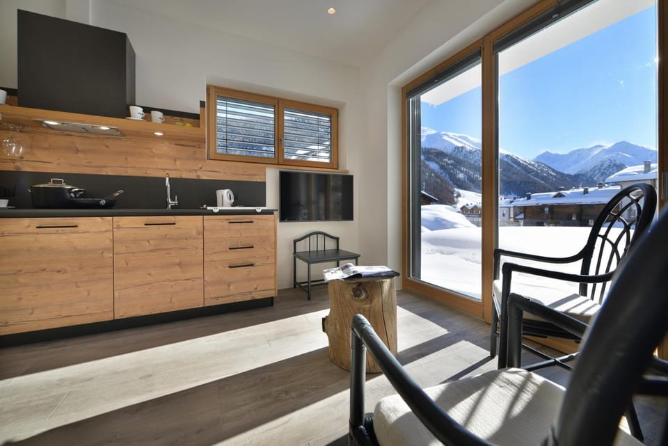 Appartamenti Astra Hotel in Canton of Grisons