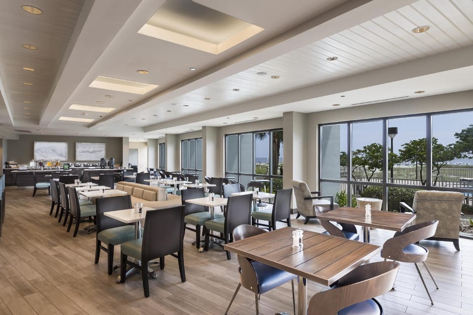 Island House Hotel Orange Beach - a DoubleTree by Hilton Hotel in Orange Beach