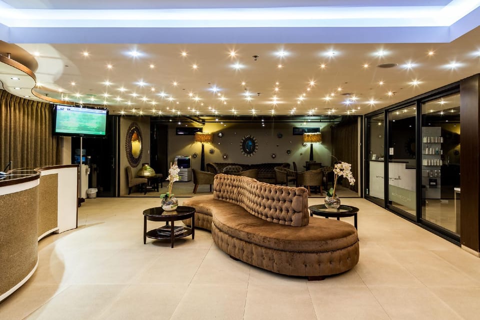 Aquarius Luxury Suites Apartment hotel in Cape Town