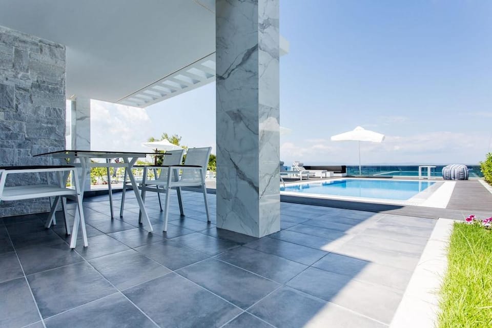 Crystal Villas & Suites Hotel in Halkidiki