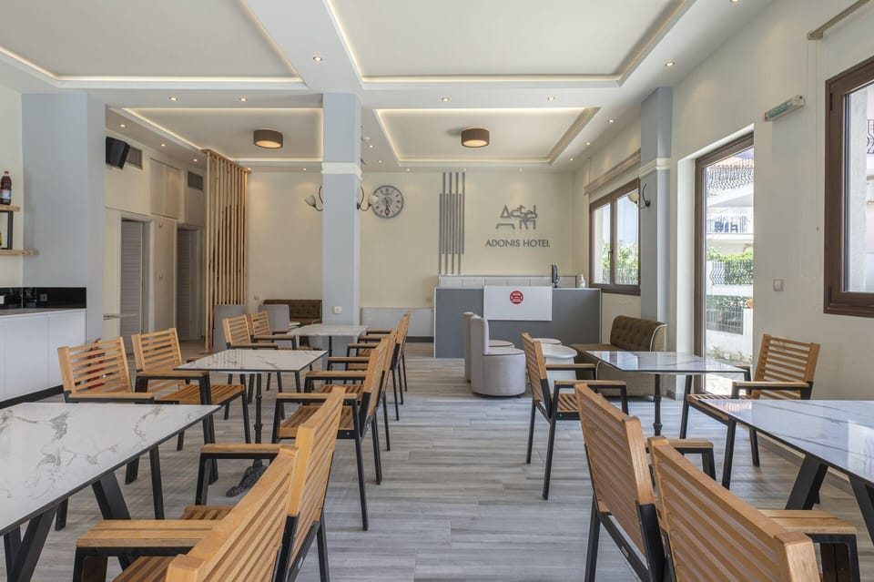 Adonis Hotel Hotel in Halkidiki