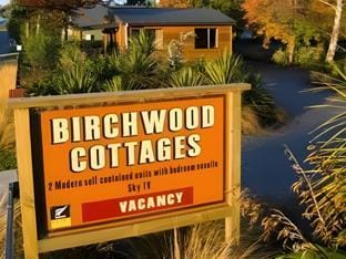 Birchwood Cottages Apartment hotel in Te Anau