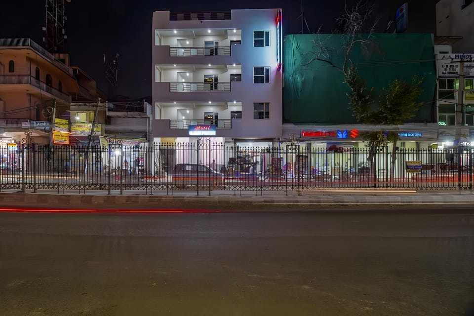 Hotel Sky View Hotel in New Delhi