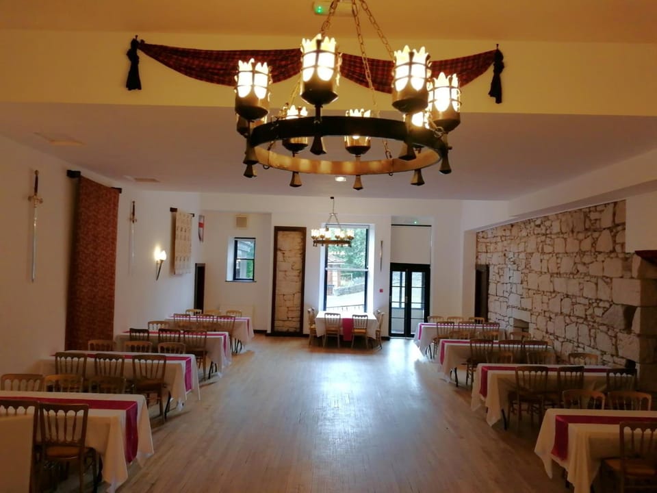 Broomhall Castle Hotel Hotel in Scotland