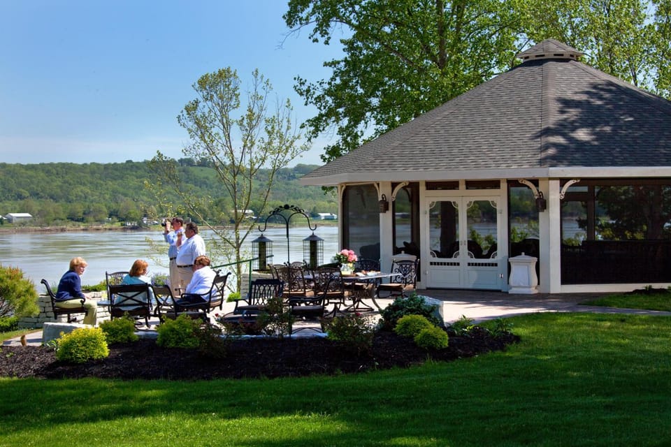Riverside Inn Bed and Breakfast Hotel in Indiana