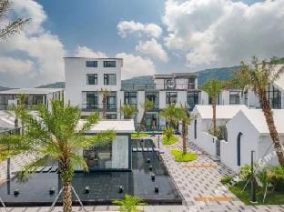 Suzhou Lulihu Residence Hotel in Suzhou
