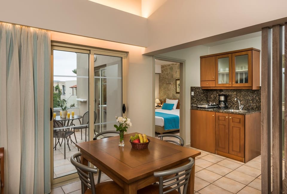 Elotis Suites Apartment hotel in Agia Marina