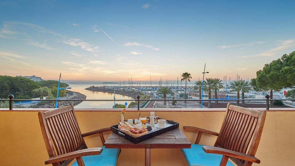 Ermitage de l'Oasis & Spa - Cannes Mandelieu Hotel in Mandelieu-La Napoule