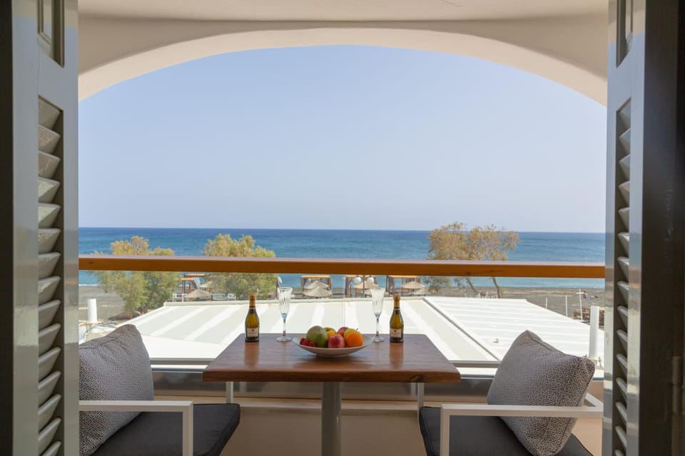Glykeria Mini Suites Apartment hotel in Santorini