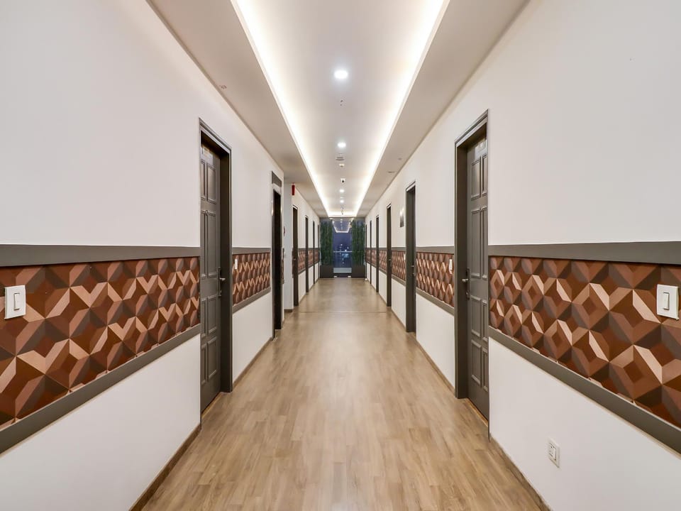 Super Townhouse Jashn Hotel in Lucknow