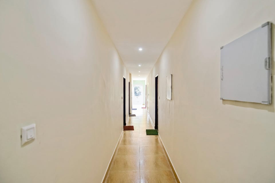 Hotel O Pop Tavern Hotel in Thiruvananthapuram