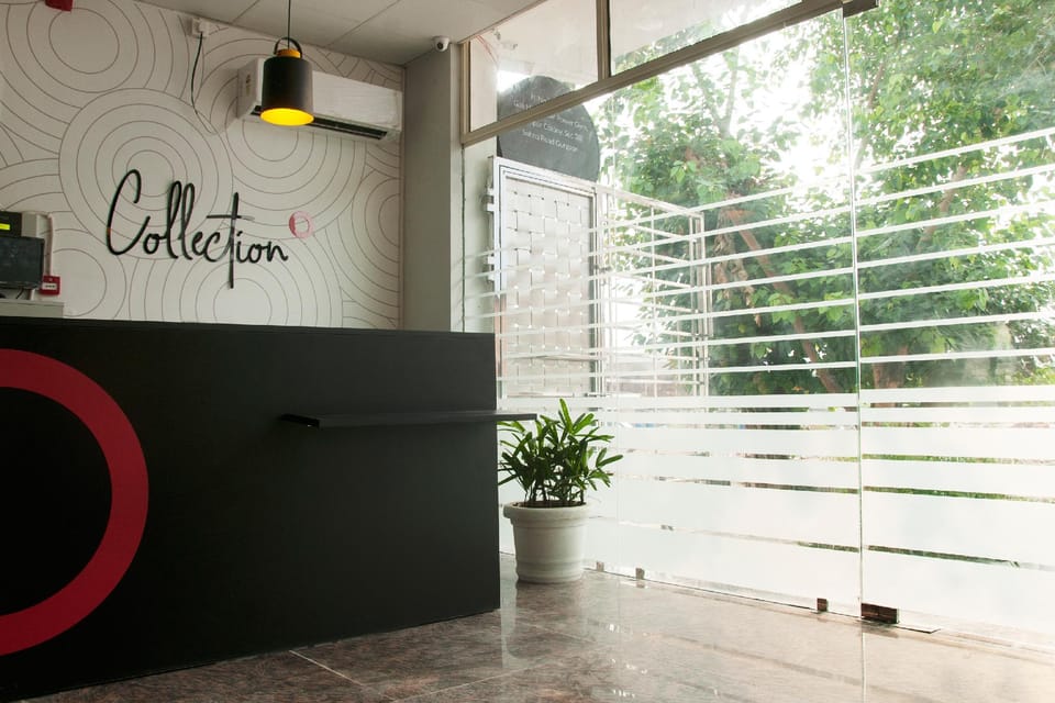 Hotel O by OYO The Royal Collection Hotel in Gurugram