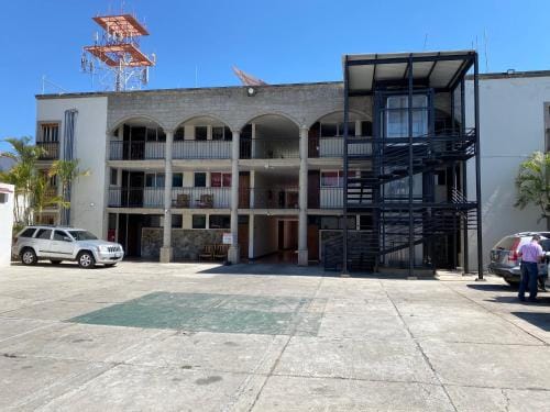 HOTEL FLAMINGOS DE CIUDAD GUZMAN Hotel in State of Michoacán