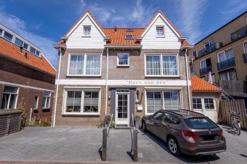 Bed & Breakfast Huys aan zee Hotel in Domburg