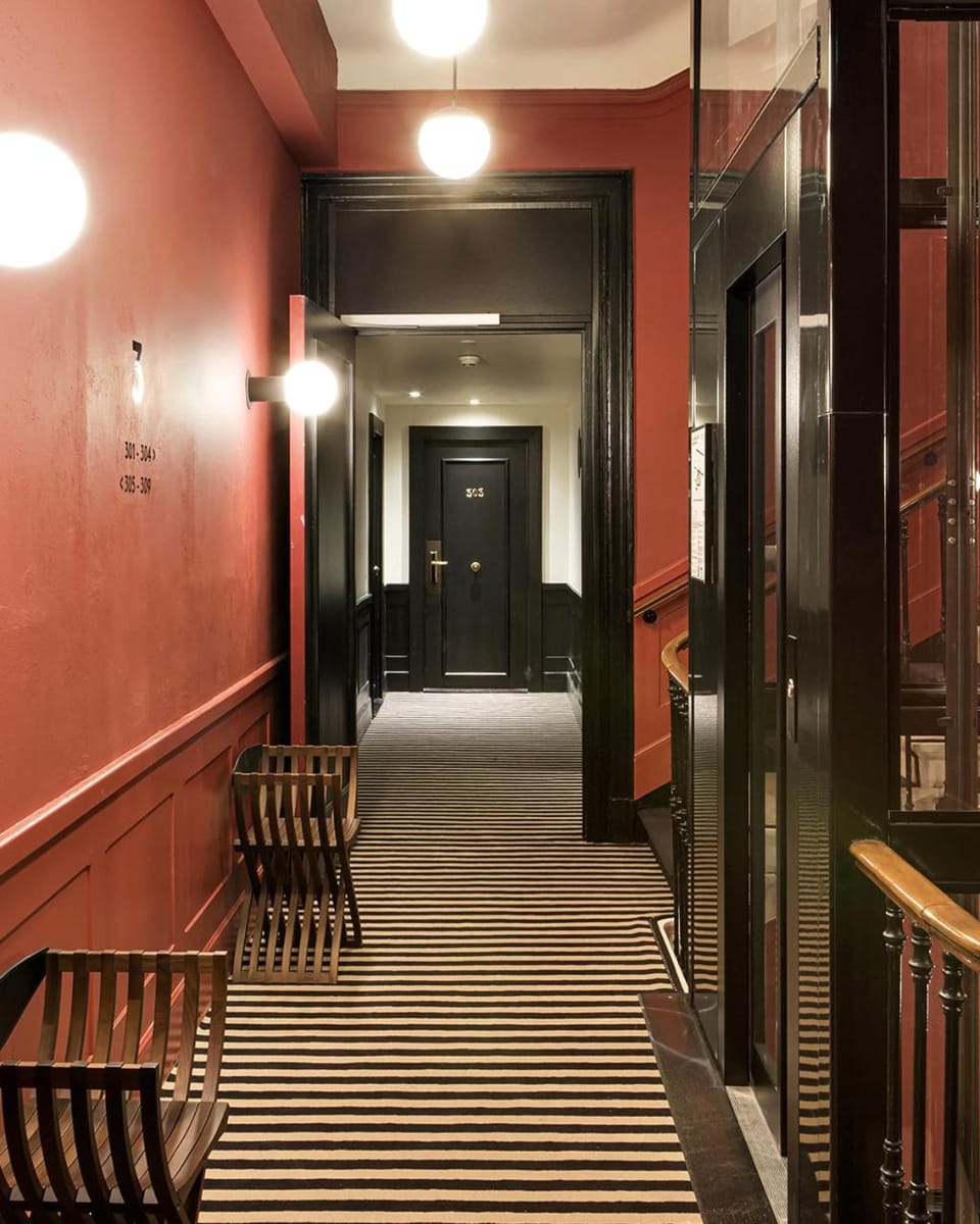 New Hotel Le Quai - Vieux Port Hotel in Marseille