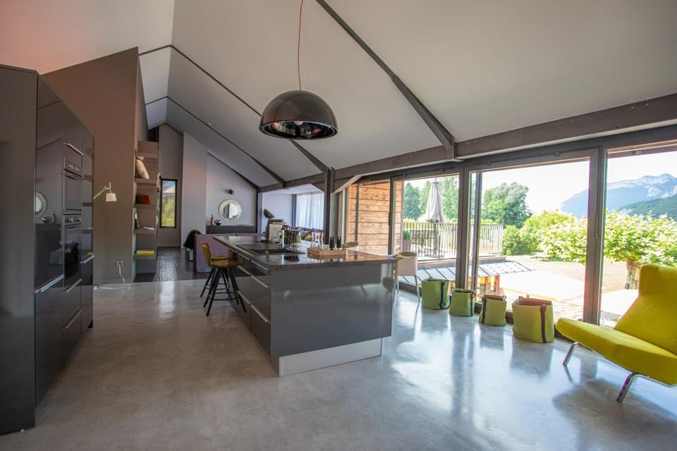 Le Petit Letraz Hotel in Talloires