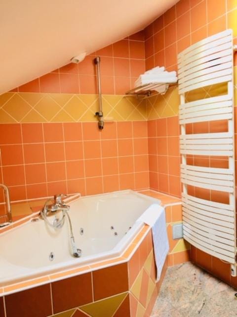 Le Haut Allier Hotel in Auvergne-Rhône-Alpes