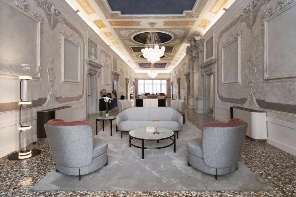 Bar/lounge