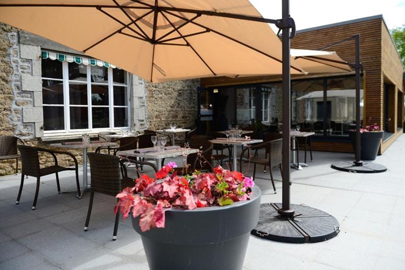 Logis La Lentillere - Restaurant Cote Parc Hotel in Normandy