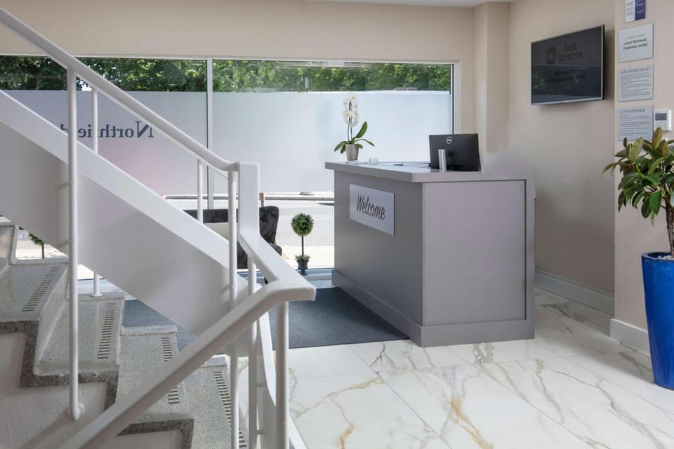 Best Western Northfields Ealing Hotel Hostel in Brentford