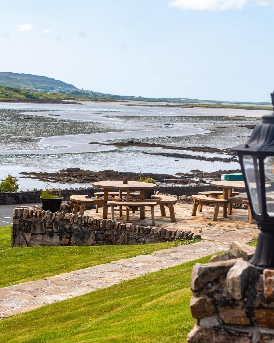 Waterfront Hotel Dungloe Hotel in County Donegal