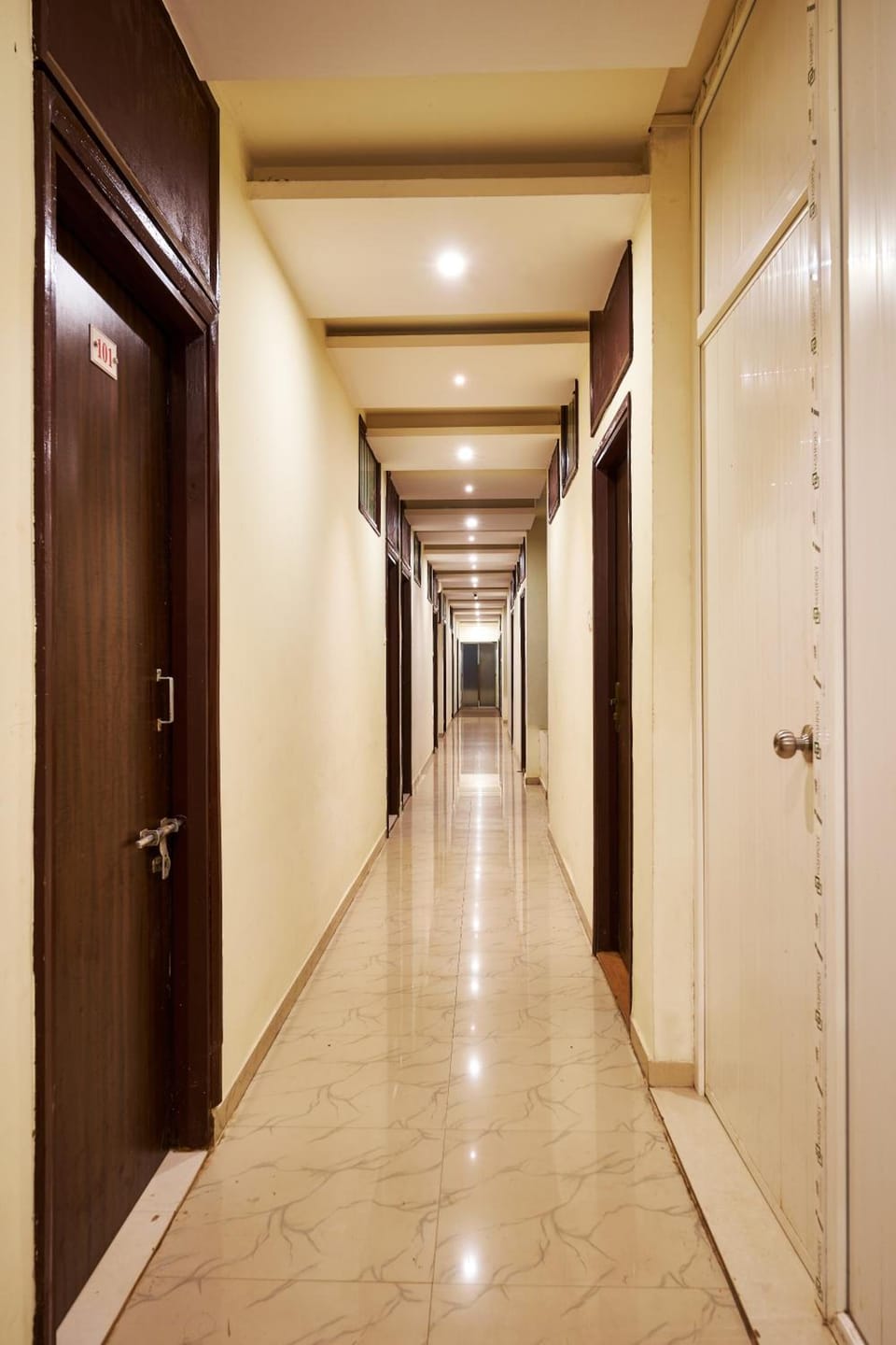 Hotel Ranjan Deluxe Hotel in Karnataka