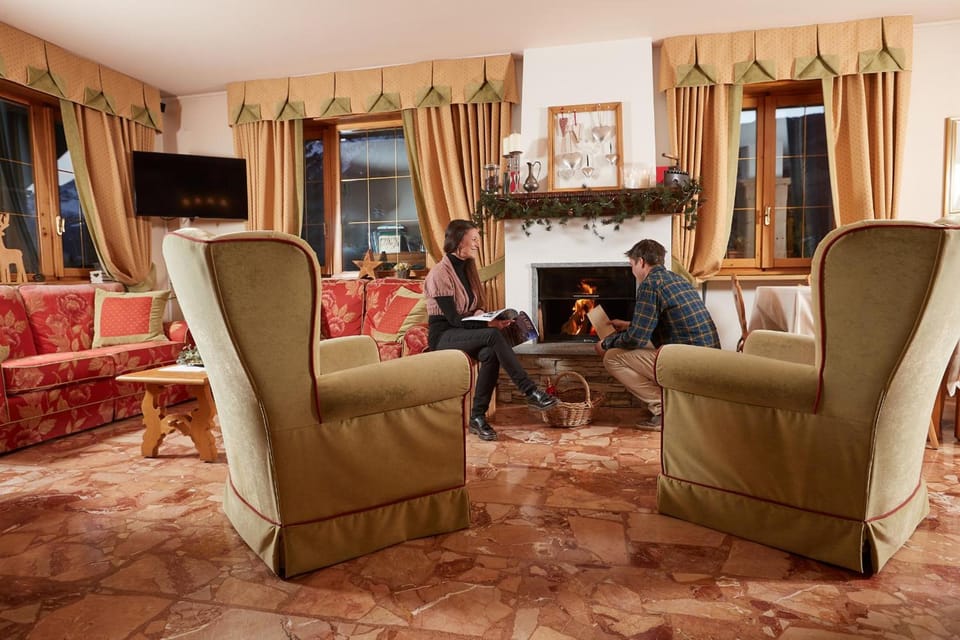 Meuble Cima Bianca Garni Hotel in Bormio