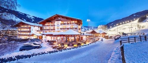Bauernhof Hotel Oberschwarzach Hotel in Salzburgerland