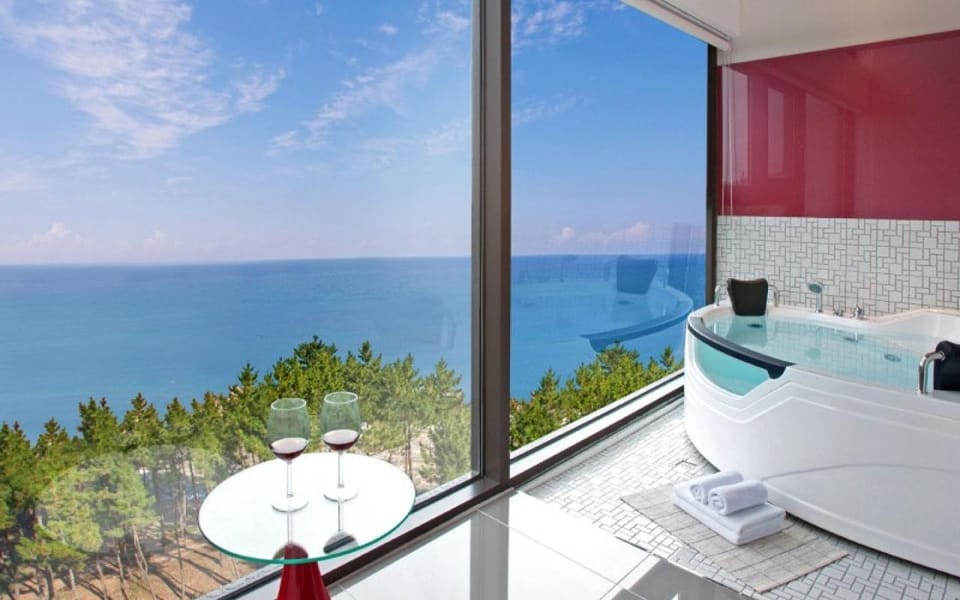 Lahene Poolvilla H Resort in South Korea
