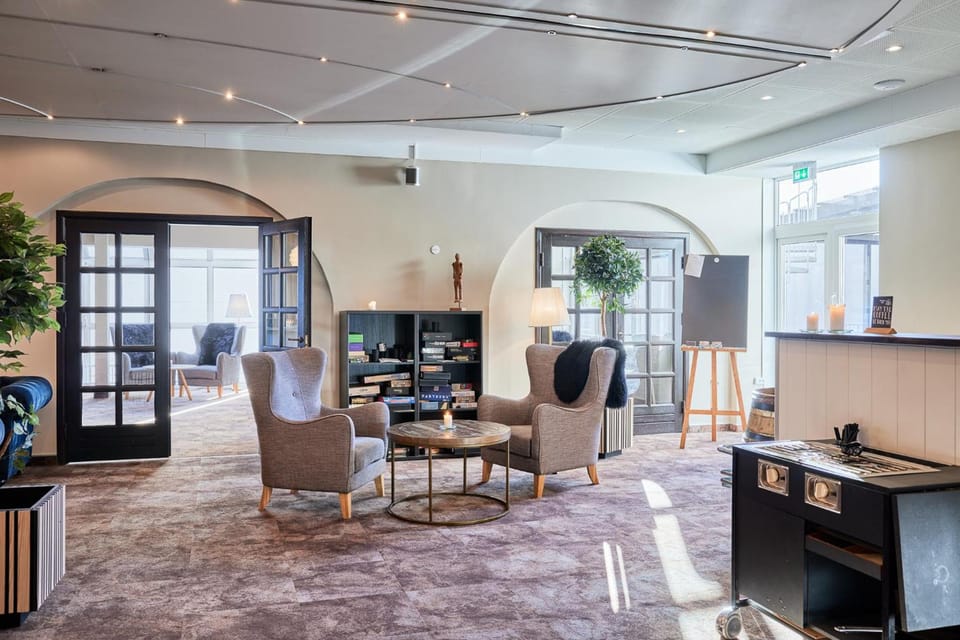 Bar/lounge