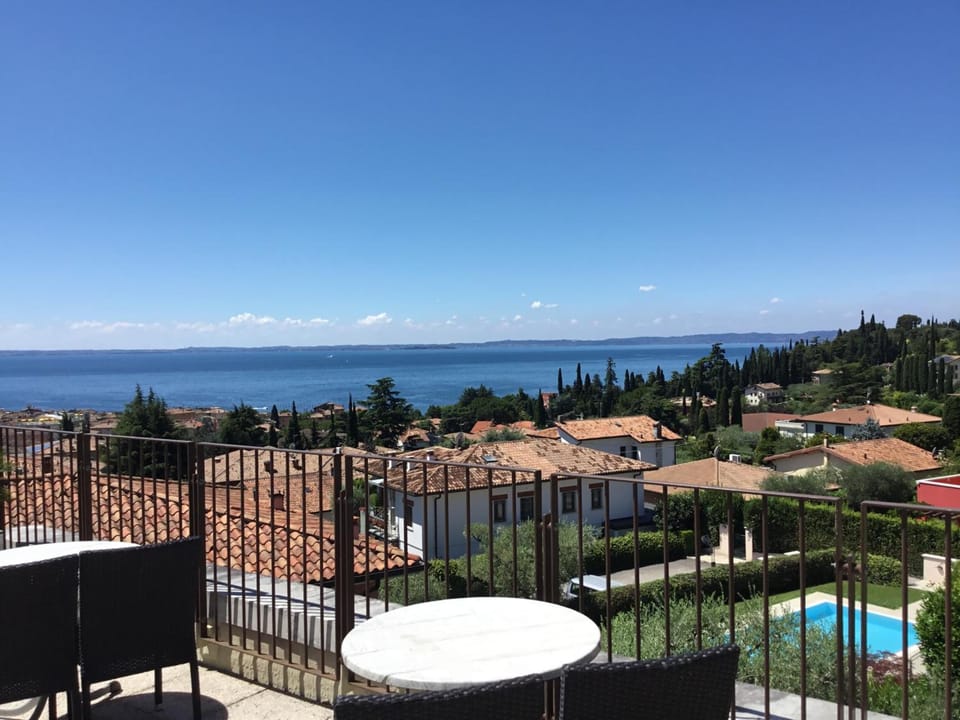 Hotel Villa Ca' Nova ***S Hotel in Garda