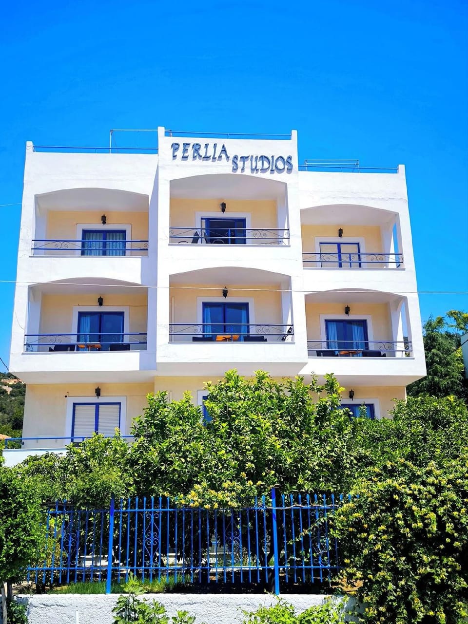 Valente Perlia Rooms Hotel in Poros