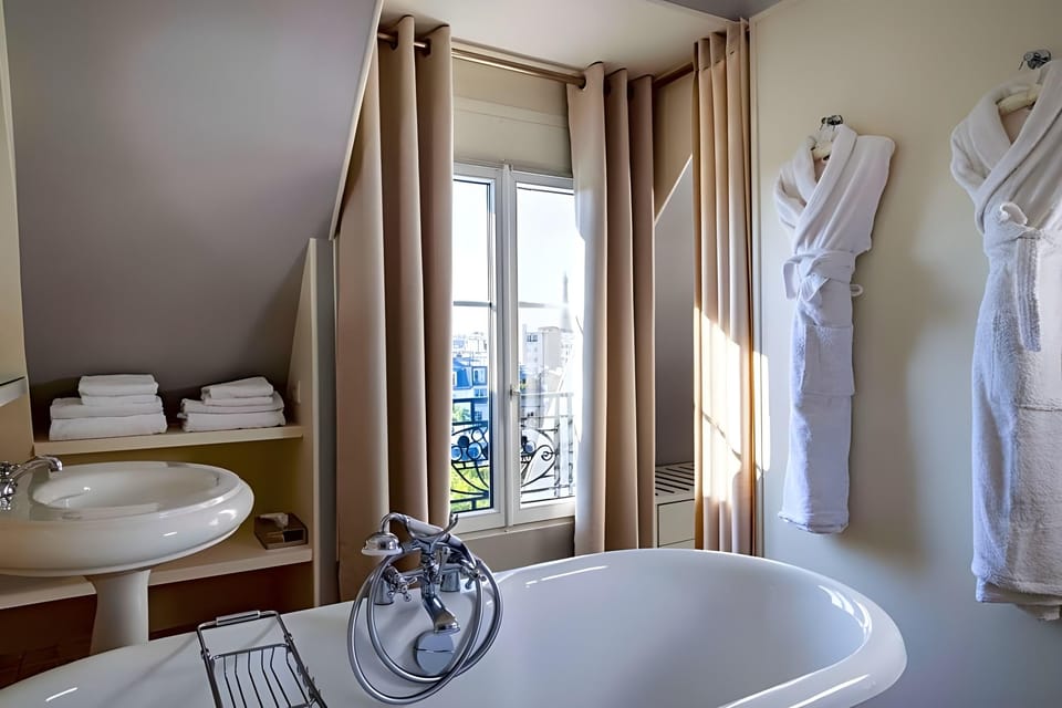 Hotel de Banville Hotel in Levallois-Perret