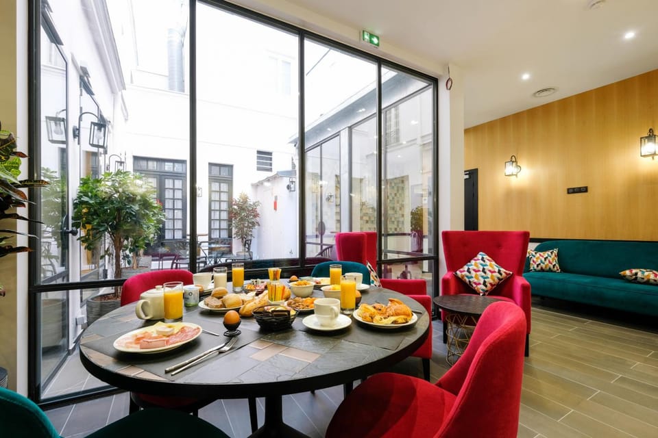 Hotel Lucien & Marinette Hotel in Paris