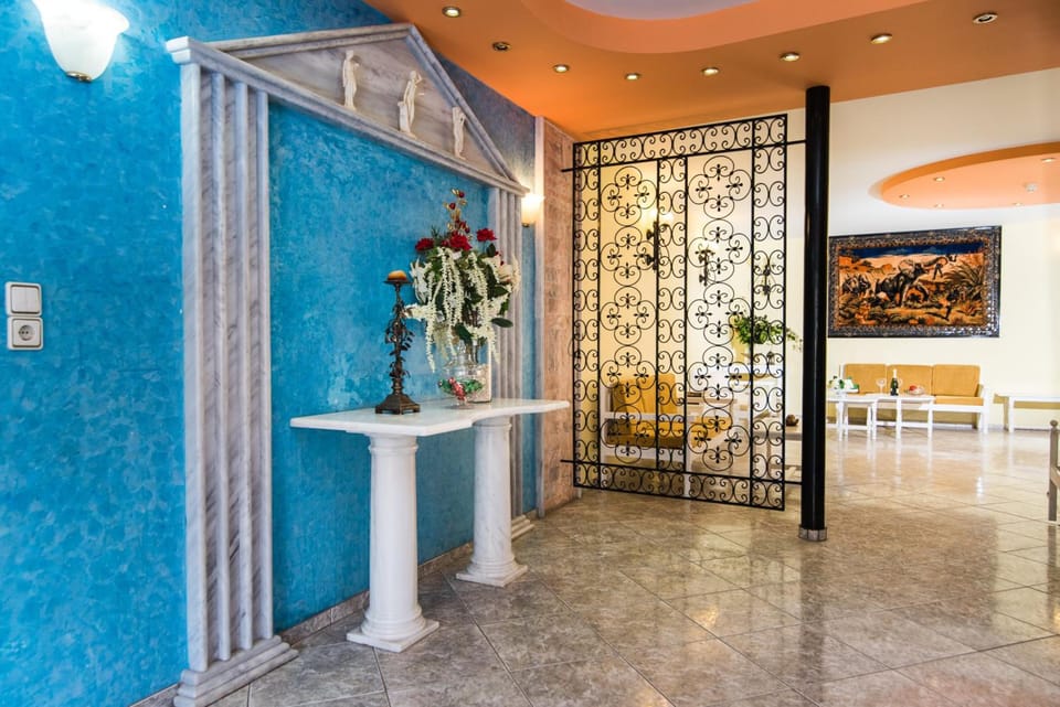 Oasis Studios Hotel in Malia, Crete