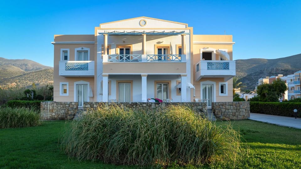 Windmill Apartments Hotel in Malia, Crete