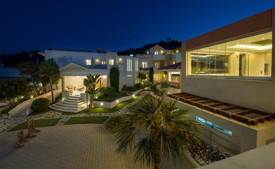 Toxo Hotel Apartment hotel in Agia Marina