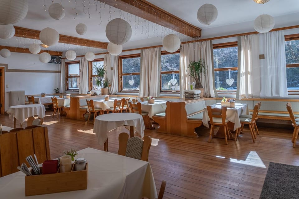 Hotel Restaurant Alatsee Hotel in Fussen