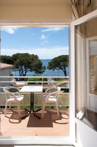 Hotel Le Provencal LogisHotels Hotel in Roquebrune-sur-Argens