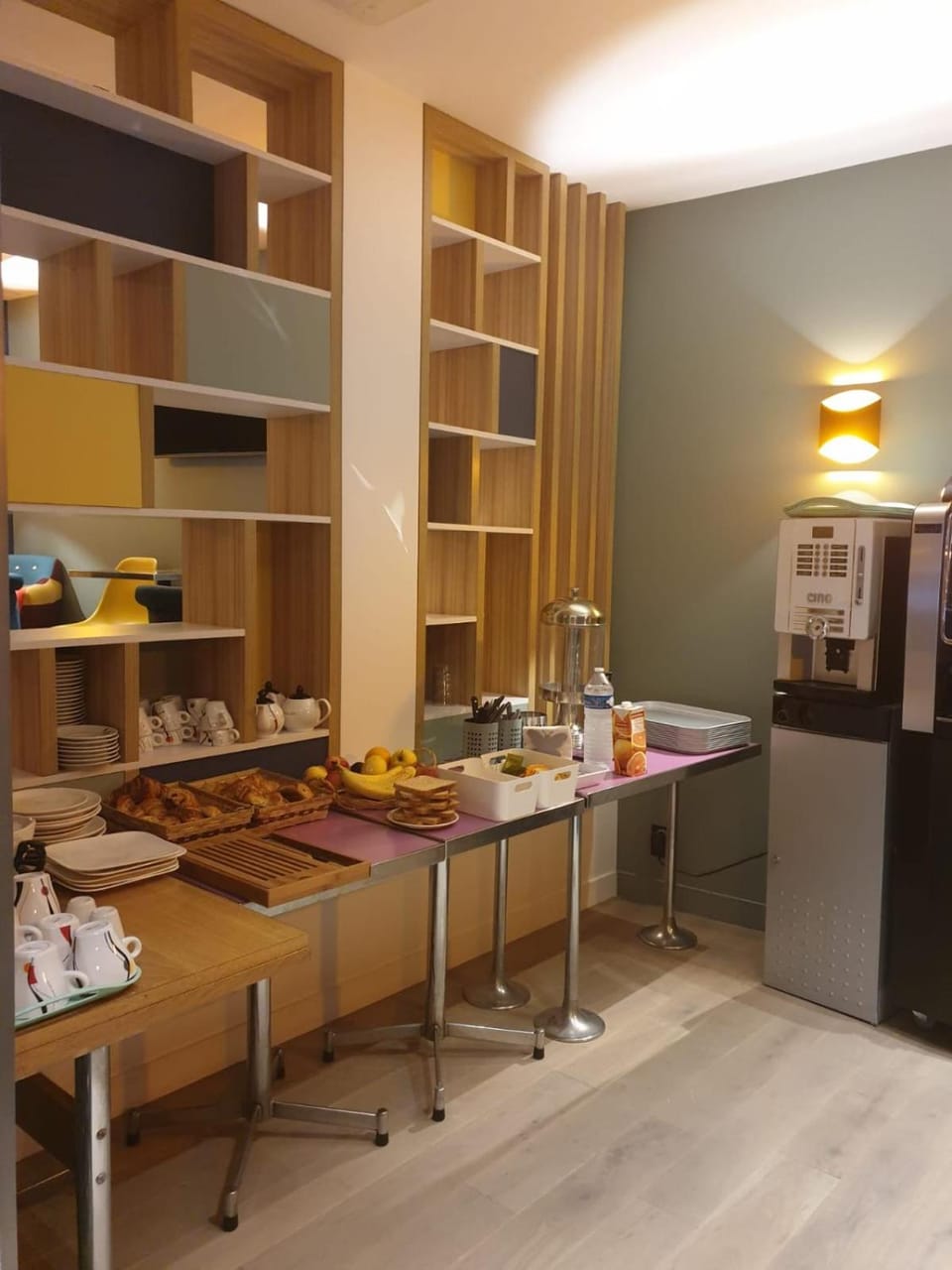 HOTEL PARIS PANAM-PERE LACHAISE-PLACE GAMBETTA-HOPITAL TENON-REPUBLIQUe Hotel in Paris