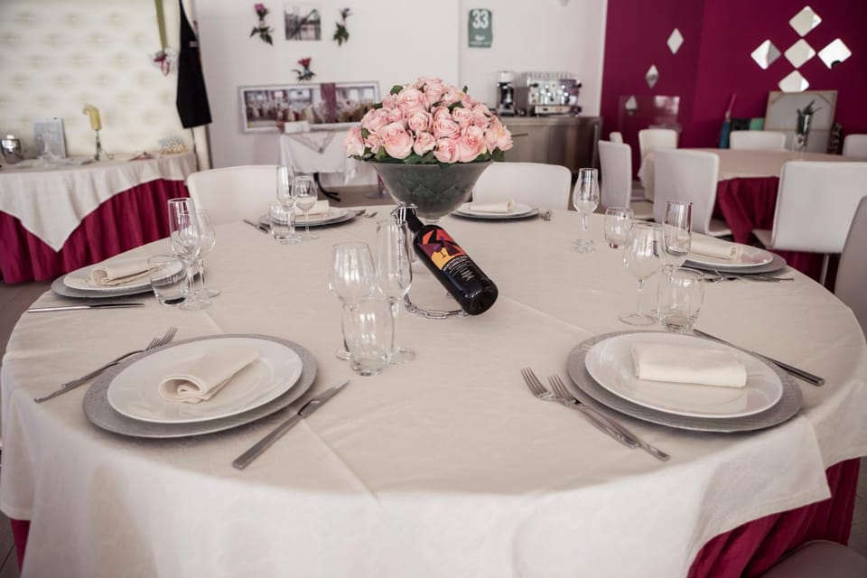 Manhattan Village Hotel Hotel in Abruzzo