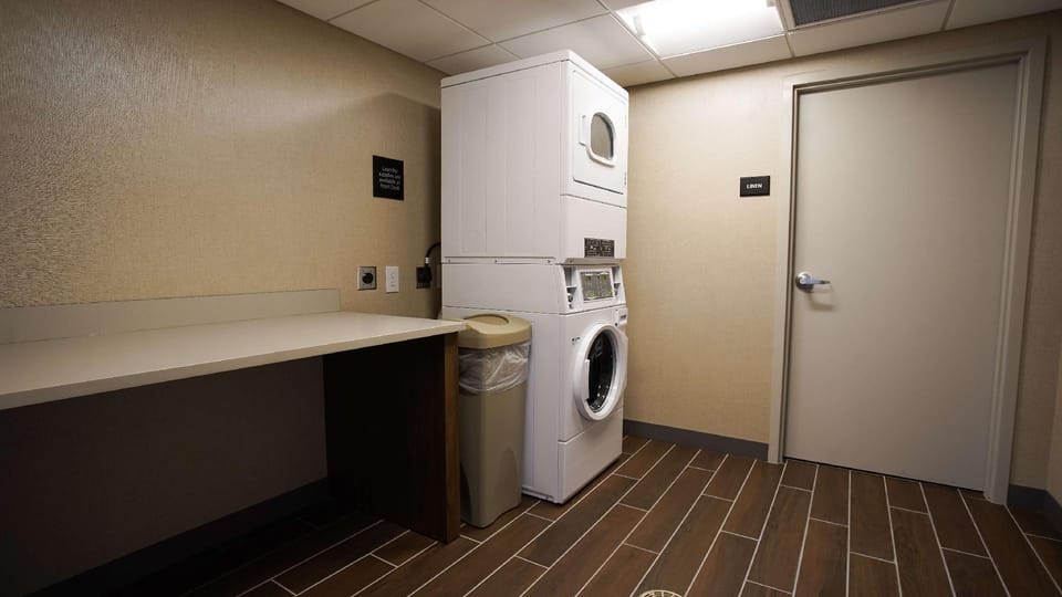 Hampton Inn and Suites by Hilton St. Clairsville Hotel in Ohio