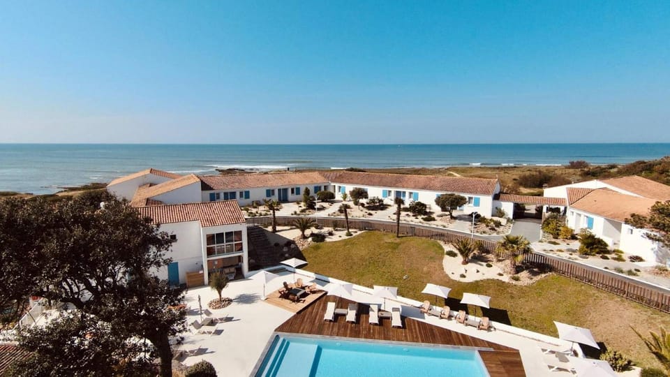 Hotel Ile de Lumiere Hotel in Nouvelle-Aquitaine