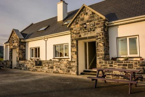 The Pipers Rest Hotel in Doolin