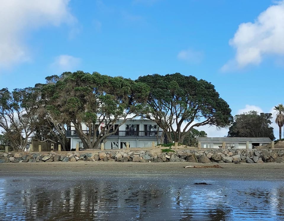 Edgewater Motel Motel in Auckland Region