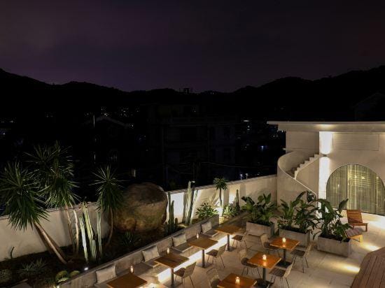 the Cozy Casa Hotel in Xiamen