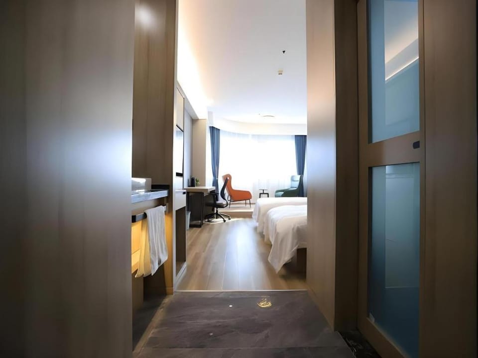 VX Hotel Jiangsu Taizhou Xinghua RT-Mart Hotel in Jiangsu