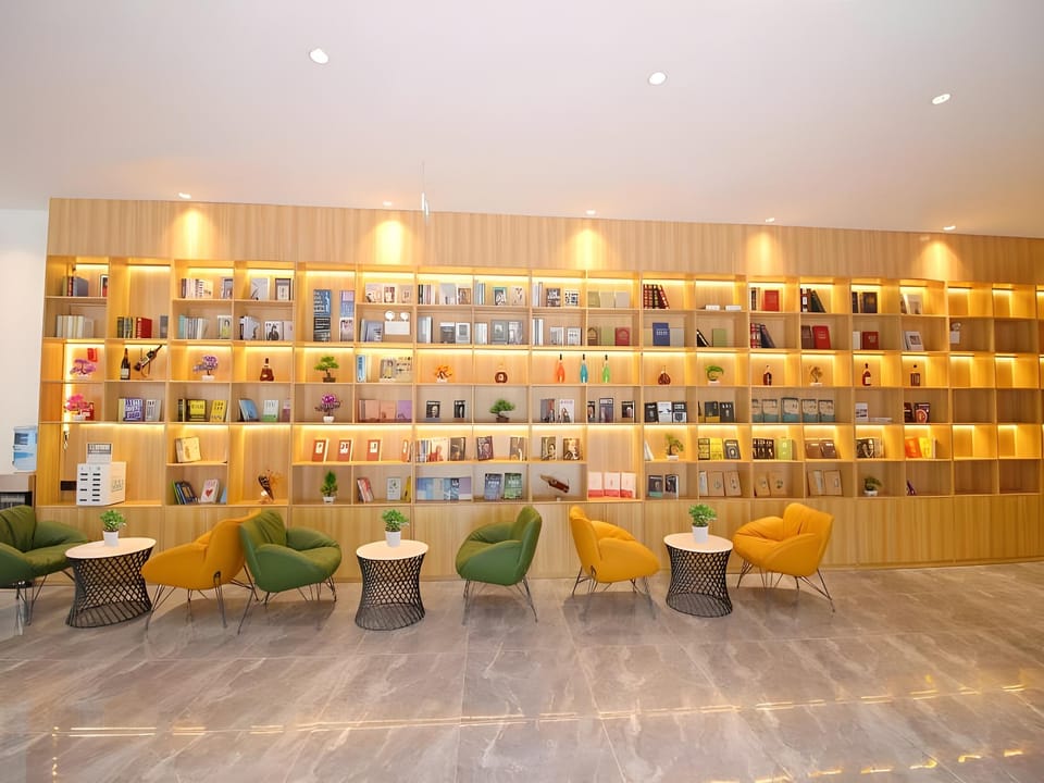GreenTree Inn Express Suzhou Tai Lake Xukou Huadun Metro Station Hotel in Suzhou