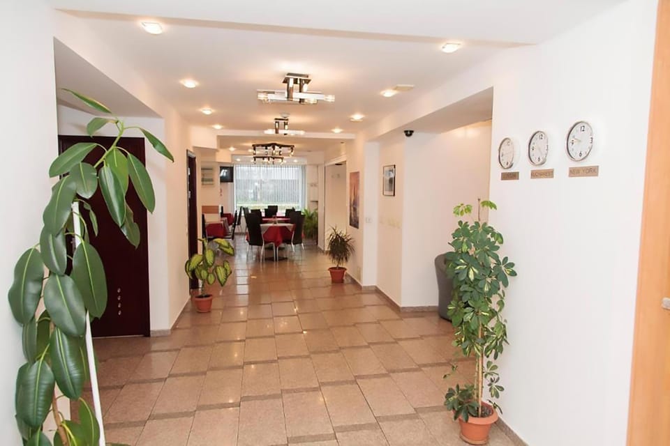 Plus Hotel Hotel in Craiova