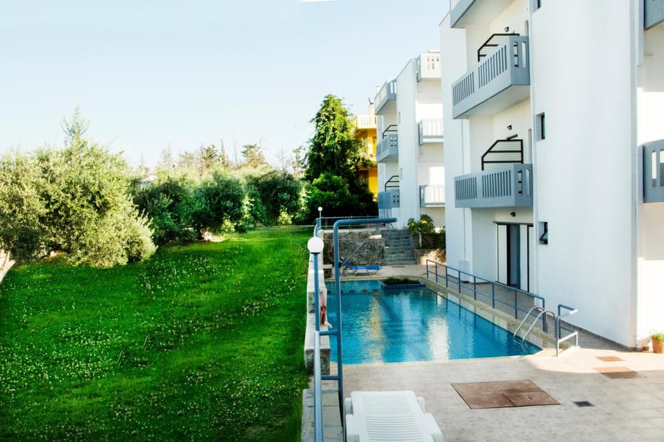 Popi Hotel Apartments Apartment hotel in Agia Marina
